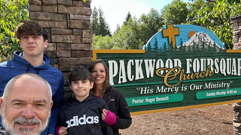 Joyful Worship at Packwood Foursquare Church, The Blessings of Small Church&nbsp;Community